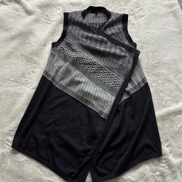 Banana Republic Black Grey Shawl Neck Open Front Hi Low Sleeveless Cardigan XS - Picture 1 of 6